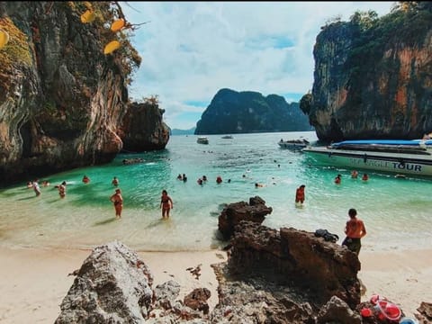 Beach nearby, free beach shuttle