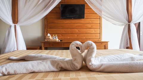 Suite, 1 Bedroom | Premium bedding, in-room safe, desk, free WiFi