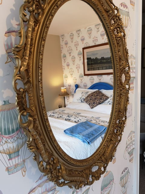 Individually decorated, individually furnished, desk, laptop workspace