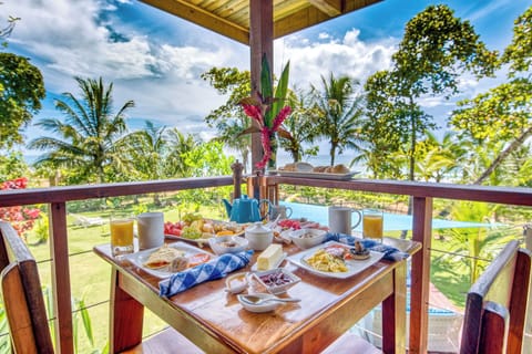 Free daily full breakfast