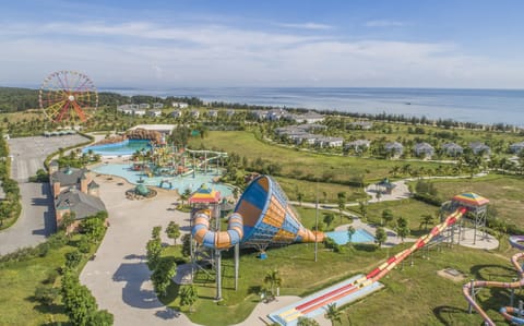 Children's play area - outdoor