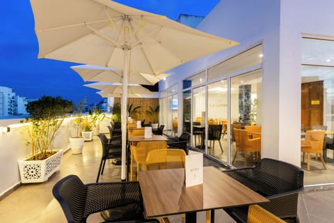 Room service - dining