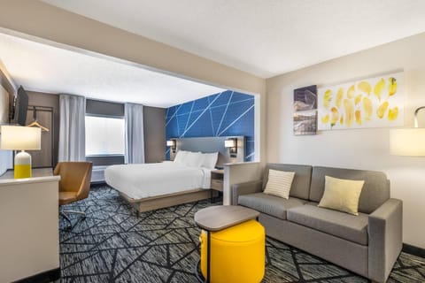 Suite, 1 King Bed with Sofa bed, Non Smoking | Premium bedding, down comforters, desk, blackout drapes