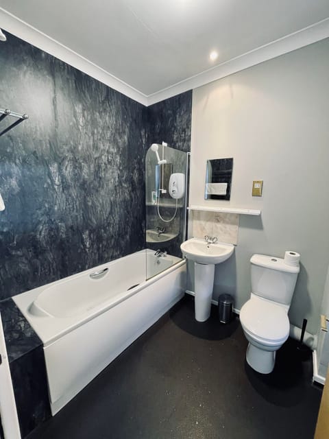 Deluxe Double Room, Ensuite | Bed sheets