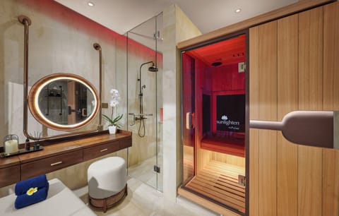 Couples treatment rooms, sauna, steam room, Turkish bath