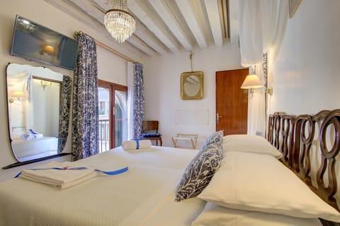 Apartment, Multiple Beds | 2 bedrooms, iron/ironing board, rollaway beds, free WiFi