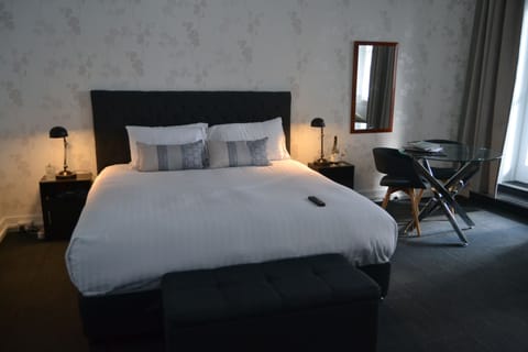 Studio 2 | Free WiFi, bed sheets