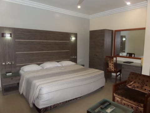 Luxury Suite, 1 Bedroom, City View | 1 bedroom, premium bedding, in-room safe, individually decorated