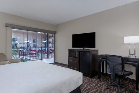 In-room safe, desk, laptop workspace, blackout drapes