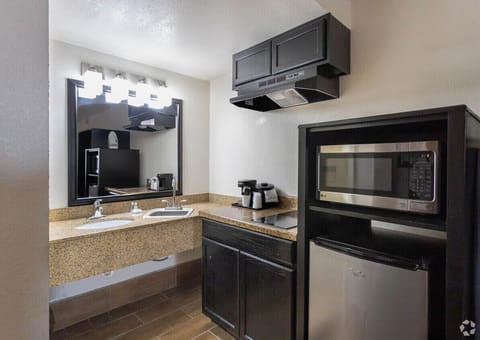 Room, 2 Queen Beds, Non Smoking, Kitchenette | Egyptian cotton sheets, premium bedding, memory foam beds, desk