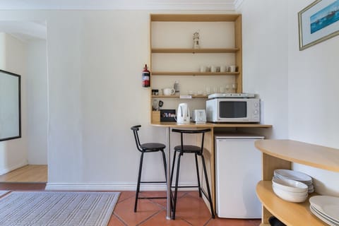 Sunset Room  | In-room dining