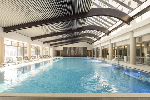 Indoor pool, seasonal outdoor pool, sun loungers