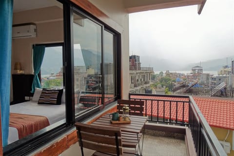 Deluxe Double or Twin Room, Balcony | Balcony