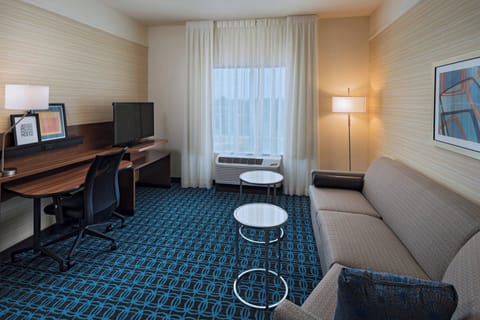 32-inch LCD TV with cable channels, Smart TV, Netflix