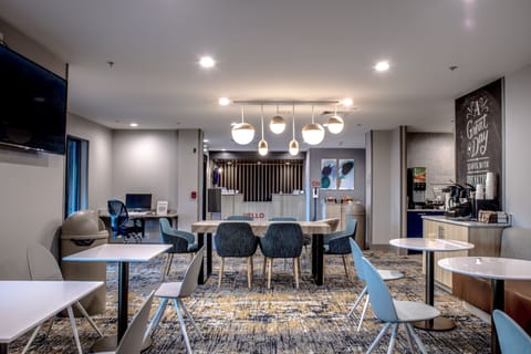 Free continental breakfast