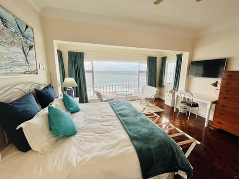 3 - Olokun Room, Premium Sea View | Beach/ocean view