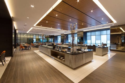 Daily buffet breakfast for a fee