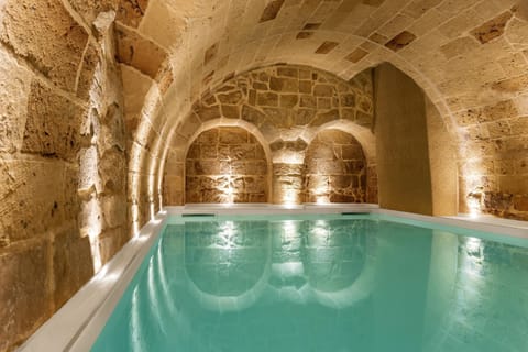 Sauna, Turkish bath, body treatments, hydrotherapy, aromatherapy