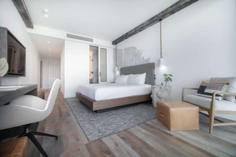 Premium bedding, down comforters, pillowtop beds, in-room safe