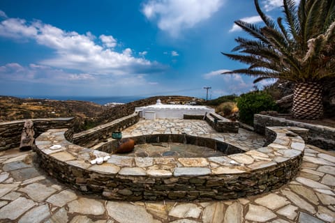 Traditional Villa, 4 Bedrooms | Terrace/patio