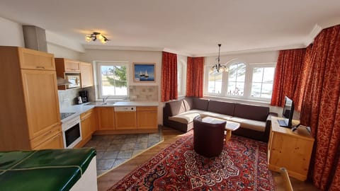 Dependance-Suite XL | Living area