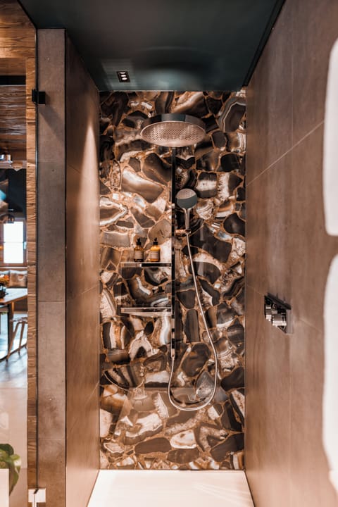 Adler Suite | In-room safe, blackout drapes, iron/ironing board, free WiFi