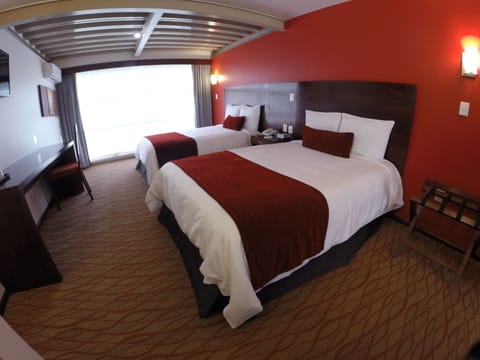 Standard Double Room | In-room safe, desk, blackout drapes, iron/ironing board