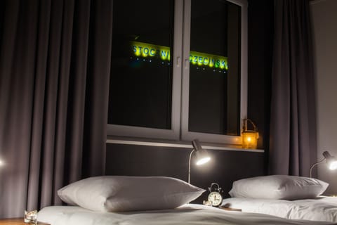 Twin Room | In-room safe, soundproofing, free WiFi, bed sheets