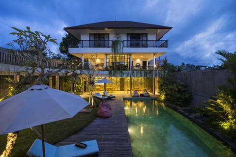 Sundeck