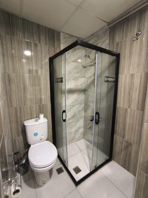 Standard Double or Twin Room, 1 Bedroom | Bathroom | Shower, eco-friendly toiletries, hair dryer, slippers