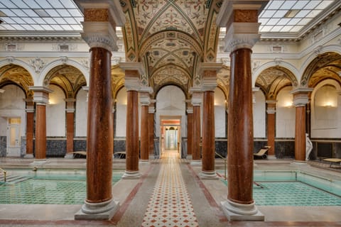 Sauna, hot tub, steam room, Turkish bath, body treatments, hydrotherapy