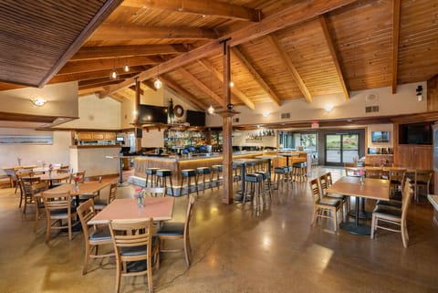 Breakfast, lunch and dinner served