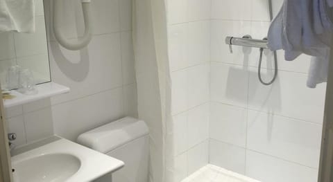 Free toiletries, hair dryer, towels, soap