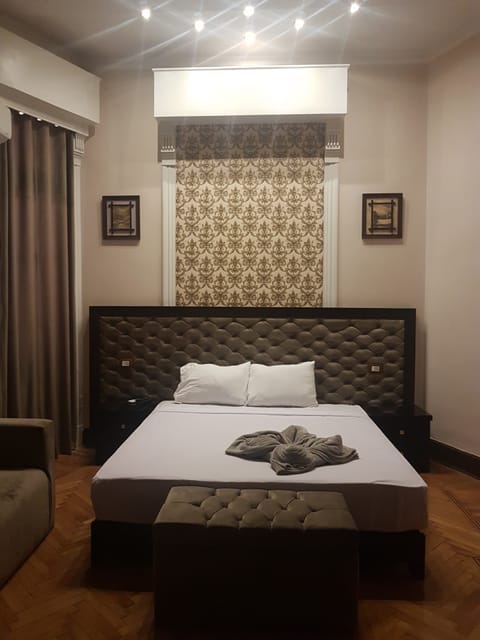 Deluxe Single Room | Egyptian cotton sheets, premium bedding, minibar, in-room safe