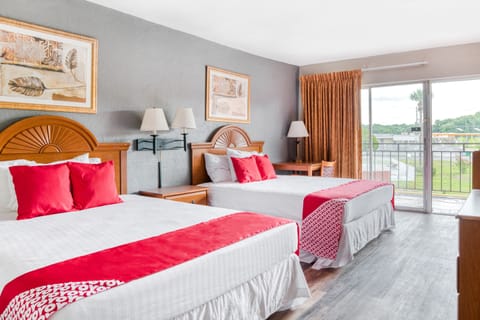 Desk, free rollaway beds, free WiFi, bed sheets
