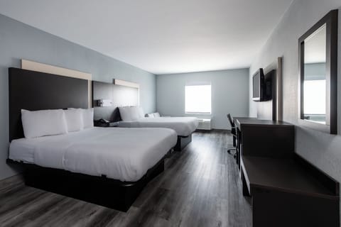 Deluxe Double Room | Individually furnished, desk, laptop workspace, iron/ironing board