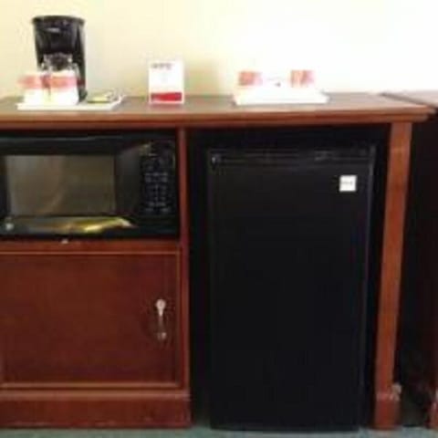 Fridge, microwave, coffee/tea maker