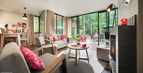 50-cm TV with cable channels