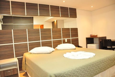 Minibar, in-room safe, desk, iron/ironing board (on request)