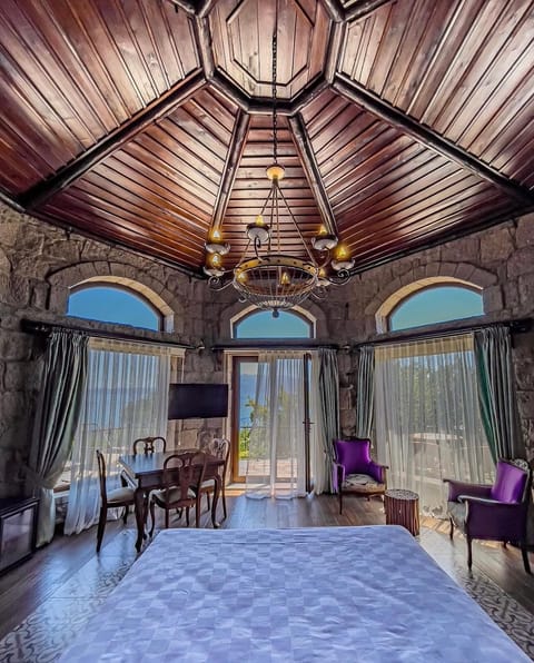 Superior Double Room, Balcony, Sea View | Minibar, in-room safe, desk, soundproofing