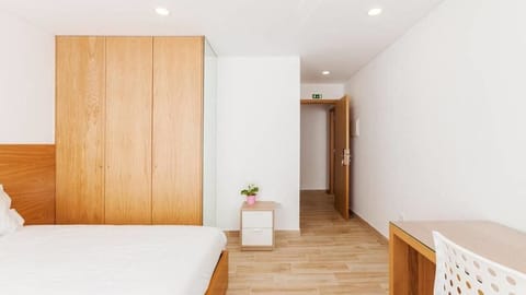 Double Room | Desk, laptop workspace, blackout drapes, soundproofing