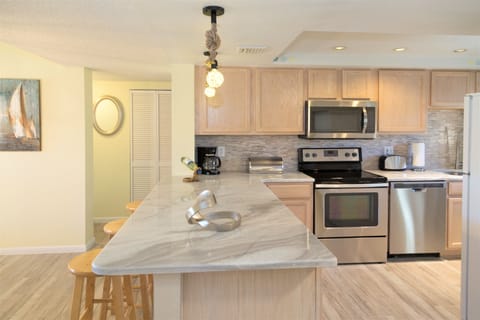 Condo, 3 Bedrooms, Oceanfront | Private kitchen | Fridge, microwave, oven, stovetop