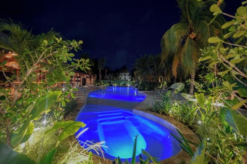 2 outdoor pools, sun loungers