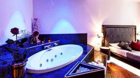 Superior Double Room | Private spa tub