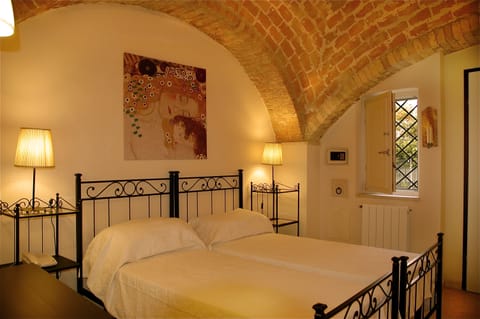 In-room safe, desk, cribs/infant beds, rollaway beds