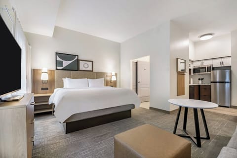 Studio Suite, 1 King Bed, Kitchen | In-room safe, desk, blackout drapes, iron/ironing board