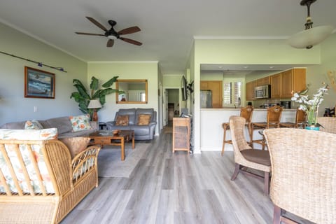 Living Dining and Kitchen (2)