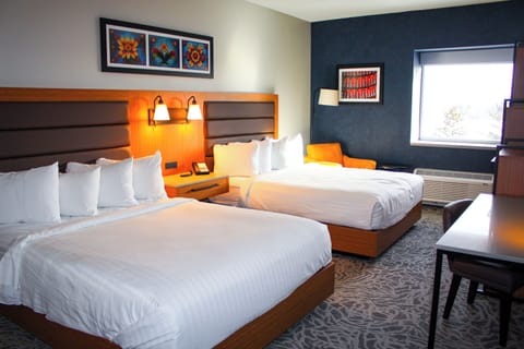 Desk, iron/ironing board, free rollaway beds, free WiFi