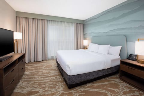 1 bedroom, hypo-allergenic bedding, pillowtop beds, in-room safe