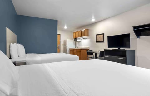Standard Studio, Non Smoking, Refrigerator & Microwave | Desk, laptop workspace, iron/ironing board, free WiFi